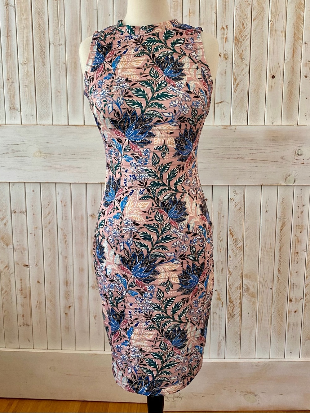 Guess Sleeveless Pink Floral Sheath Dress